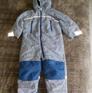 One piece snowsuit